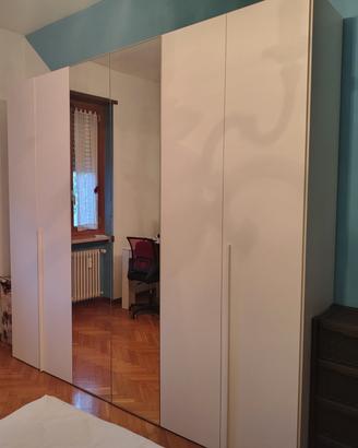 Camera da letto completa bianca