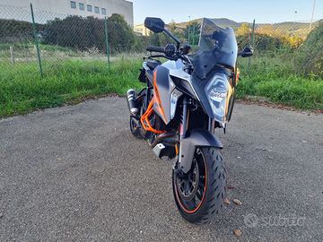 KTM 1290 Super Duke GT