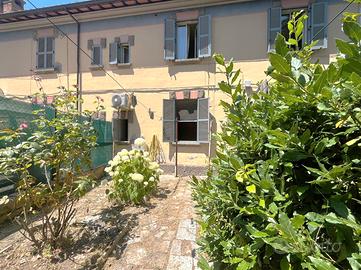 Appartamento con giardino pressi Piazza Crispi