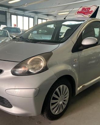 Toyota Aygo 1.0 12V VVT-i 5 porte Sol