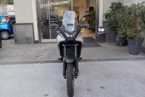 HONDA Transalp XL750 Anno