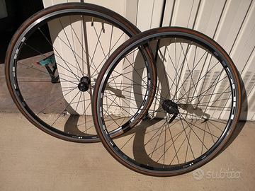 Ruote/cerchi bici da corsa Shimano R105
