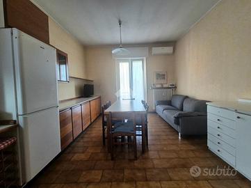 3 LOCALI A CORNATE D'ADDA