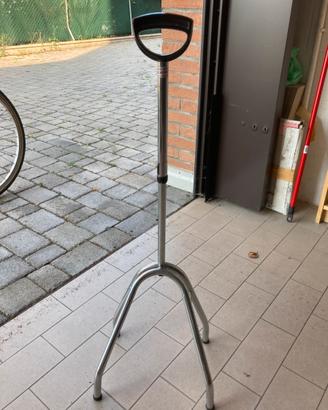 Bastone a quattro
