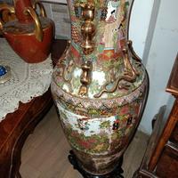 Vaso cinese con base