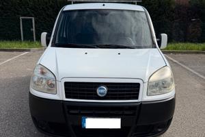 Fiat Doblo 1.6 METANO - NEOP. - 12 MESI DI GARANZI