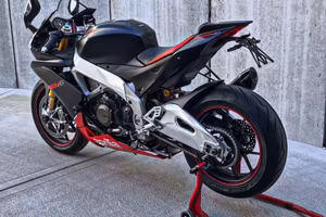 Aprilia Rsv4 Factory APRC 2014