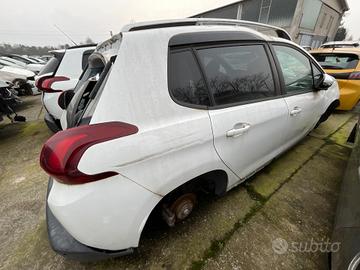 PEUGEOT 208 2015 PER RICAMBI