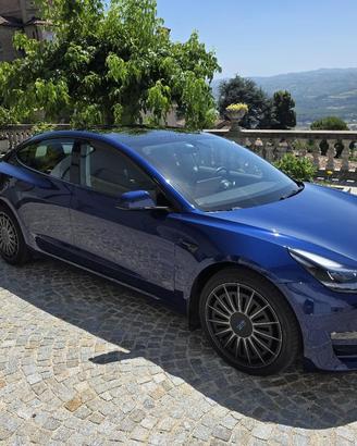 Tesla Model 3 Long Range Dual Motor