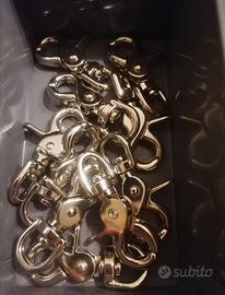 Moschettoni in nickel e ottone
