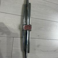 Fregio anteriore Fiat 850