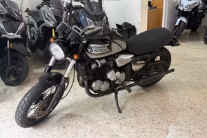 Triumph Thunderbird 900