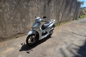 Honda sh 300 2018