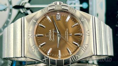 Omega Constellation quadrante marrone