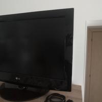 TV lg 32" funzionante a poco prezzo 