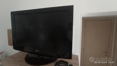 TV lg 32" funzionante a poco prezzo 