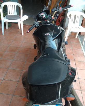 Moto  Kawasaki z1000