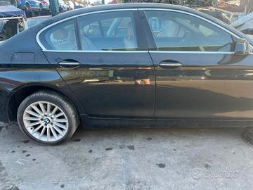 ACCESSORI/RICAMBI BMW 530 ANNO 2011