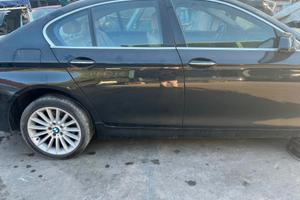 ACCESSORI/RICAMBI BMW 530 ANNO 2011