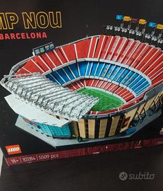 LEGO Icons Camp NOU 10284 +TECA DA ESPOSIZIONE