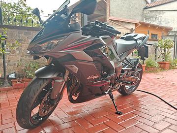 Kawasaki Ninja 1100 SX SE  Tourer (Garanzia 2030)