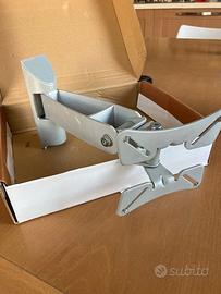 Staffa porta tv regolabile per parete