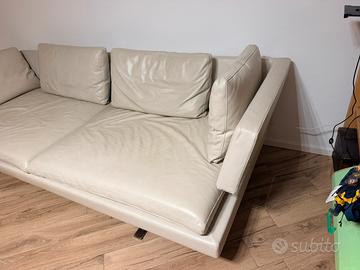 Divano MisuraEmme in pelle bianca – 245 cm