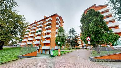 Appartamento a Milano Via Luigi Sordello 3 locali