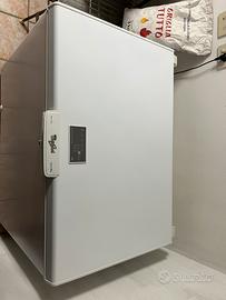 Congelatore a pozzetto Whirlpool