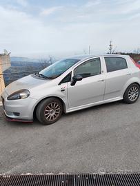 grande punto Multijet 2 