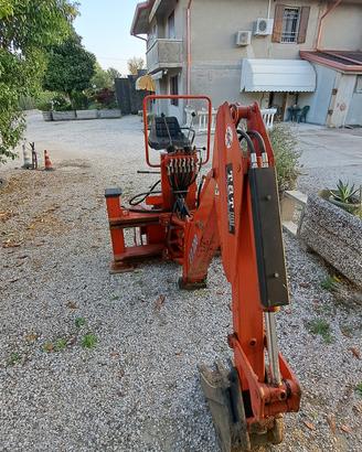 Retroscavatore