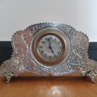 Orologio da tavolo in argento 