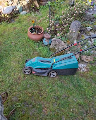tagliaerba Bosch rotak 32