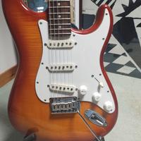 FENDER STRATOCASTER SQUIER