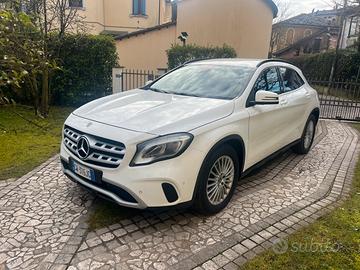 GLA 200d 4 matic