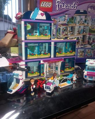 lego friends l'ospedale di heartlake