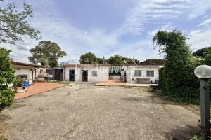 Casa indipendente con giardino e pozzo