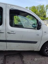 Porta anteriore dx nuda RENAULT KANGOO del 2017