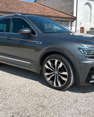 Volkswagen Tiguan 2.0 TSI 190CV DSG 4MOTION R-Line