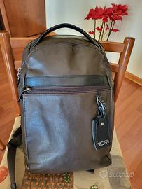 zaino tumi