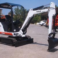 MiniEscavatore usato BOBCAT 323