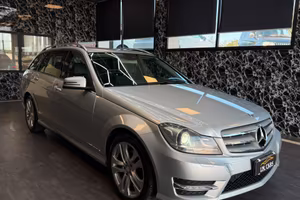 Mercedes-benz C 220 CDI BlueEFFICIENCY Avantgarde