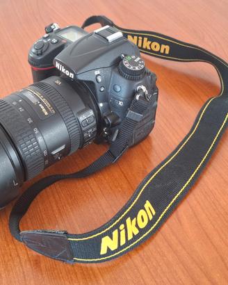 Fotocamera reflex Nikon d7000 DSLR + obiettivo 18-