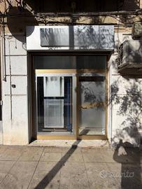 Calatafimi: locale 80 mq con giardino