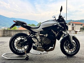 Yamaha MT 07 2015