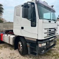 Trattore stradale iveco eurostar 440.52