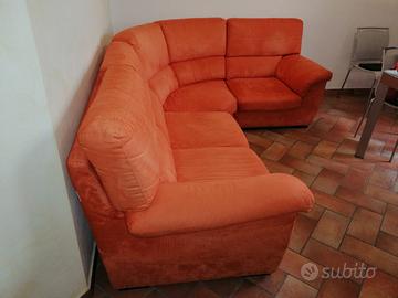 Divano ad angolo in microfibra