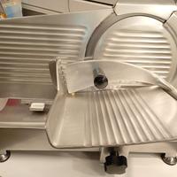 Affettatrice lama 250