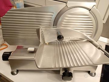Affettatrice lama 250