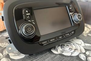 Autoradio Fiat 500X Uconnect con cornice